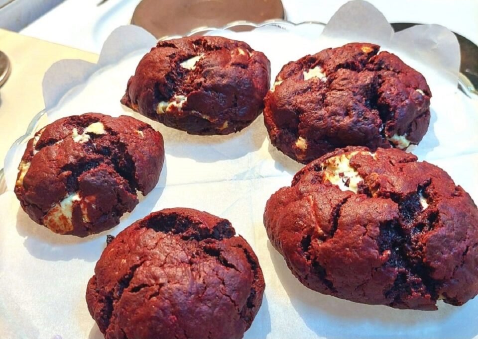 Red Velvet Soft Cookies